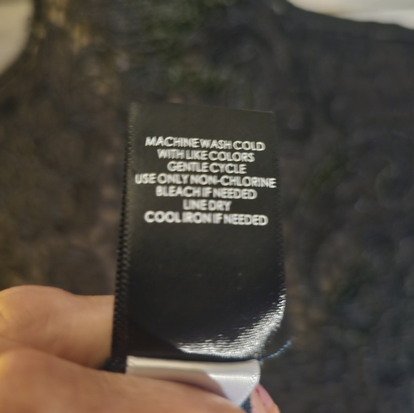 Torrid Dark Green soft zip front dress. - Picture 10 of 10